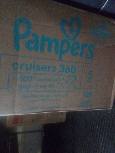 Pampers Cruisers Size 5