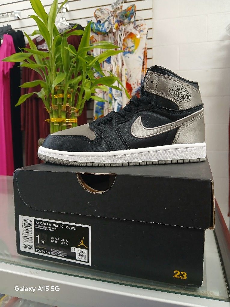 Jordan 1s Satin