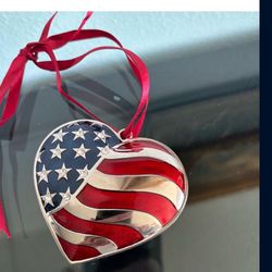 Lenox silver heart/flag Christmas ornament