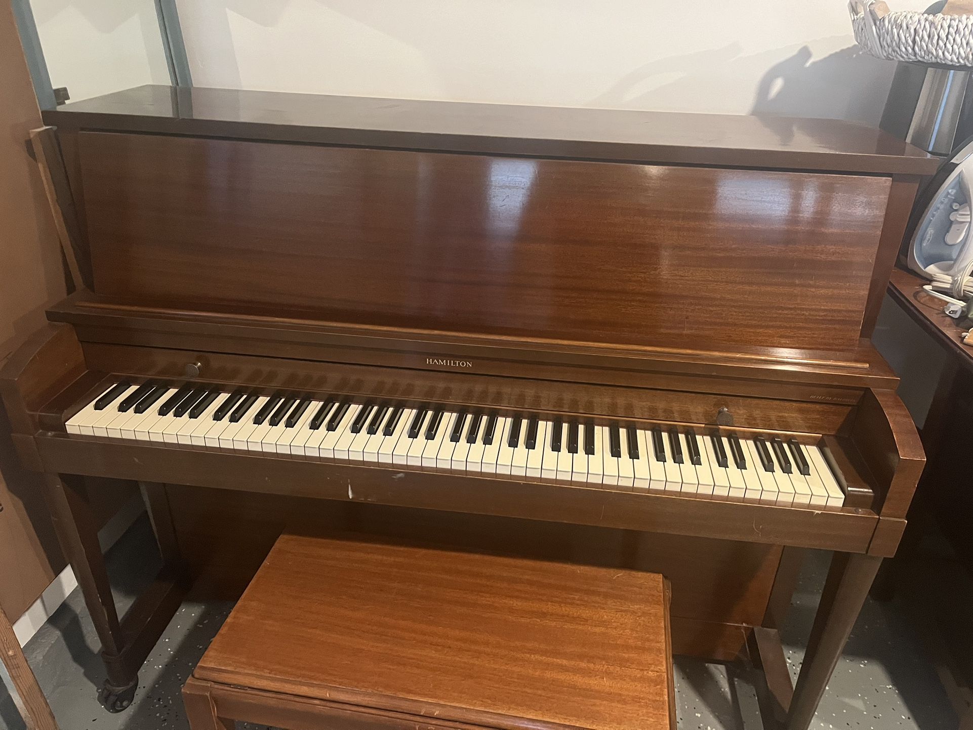 Hamilton Vintage Piano