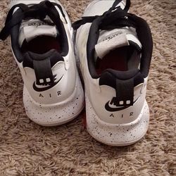 Nike Air Jordan Max 200 Mens Size 8 Gray Basketball Shoes Sneakers CD6105-100