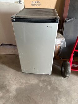 Small refrigerator