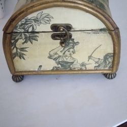 Decorative Wooden Trinket Box Footed With Hinged Lid. Black And Beige Village Scene, Gold Painted Trim, Vintage 