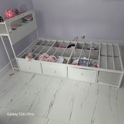 Twin Bed Frame With Stoage And Chest