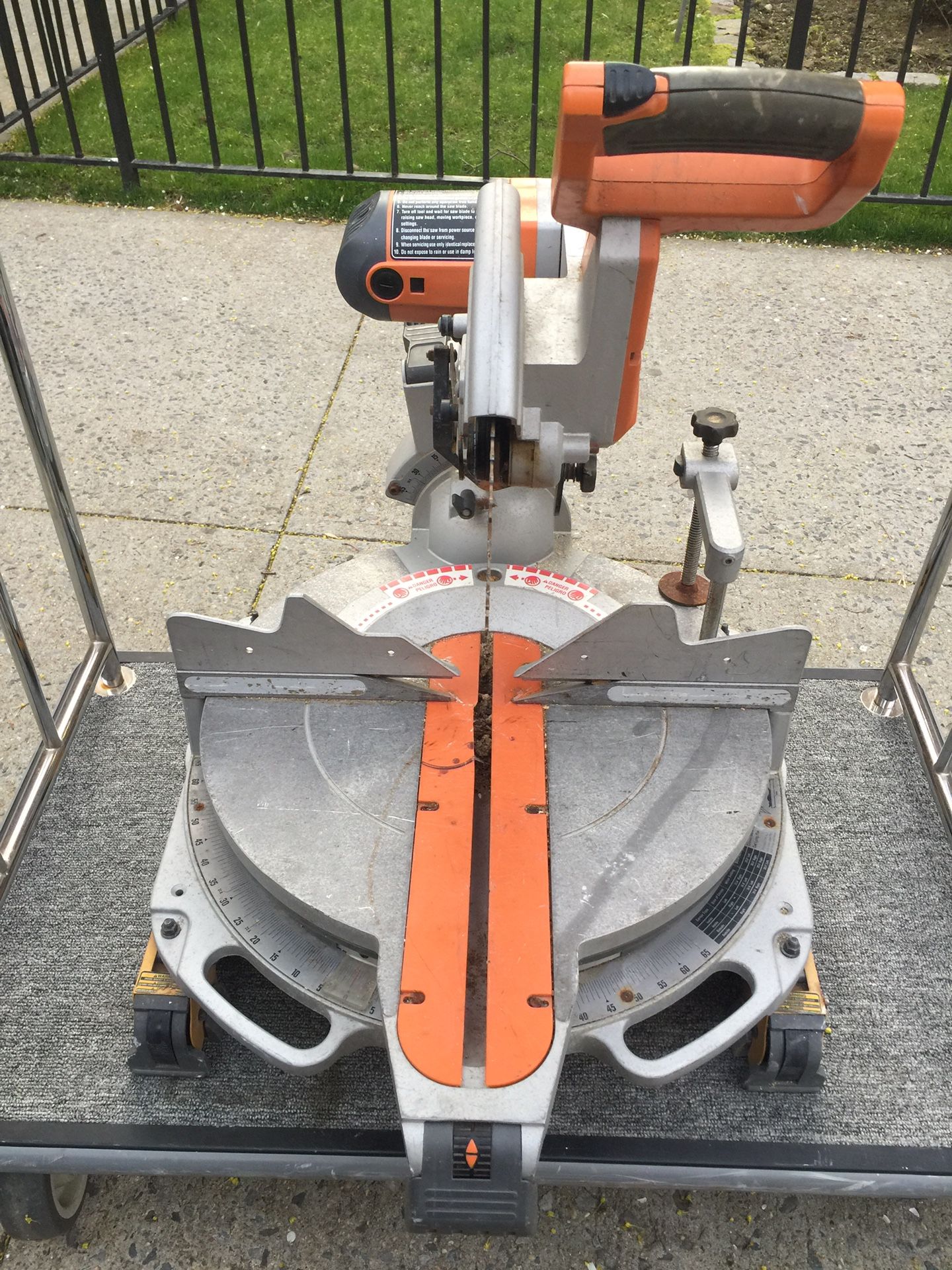 RIDGID MS1290LZA 12" SLIDING COMPOUND MITER SAW for Sale in Queens, NY