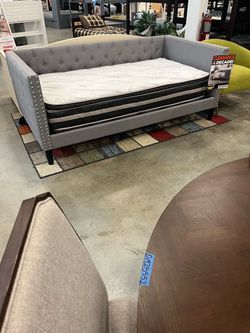 Twin daybed