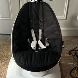 4moms mamaRoo Multi Motion Baby Swing 