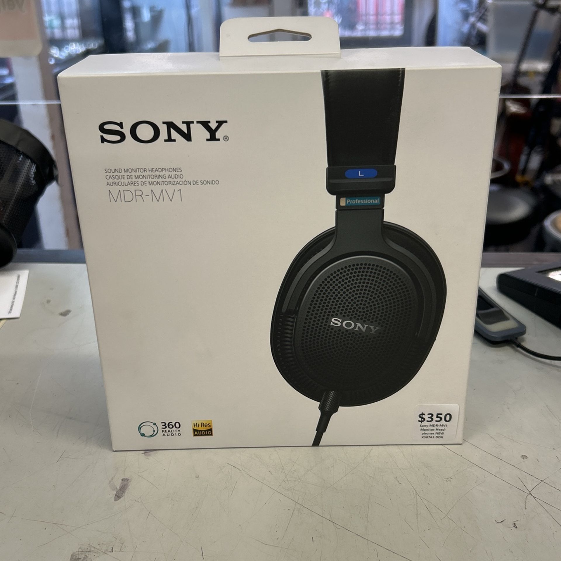 Sony MDR-MV1 Monitor Headphones Brand New Sealed