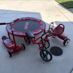 Radio Flyer - Tricycle , Scooter, Trampoline, Balance Bike