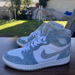 Nike Air Jordan 1 Retro High OG Hyper Royal Men Size 10 (555088-402) 