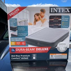 INTEX QUEEN AIRBED