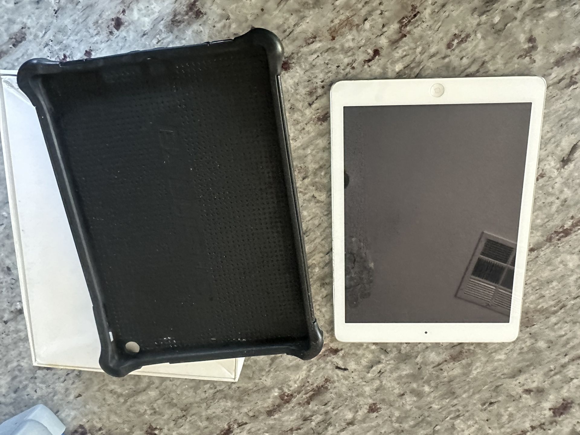 iPad Air Excellent Condition