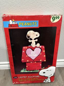 Peanuts Snoopy Be Mine Valentines Lighted Sculpture 19”