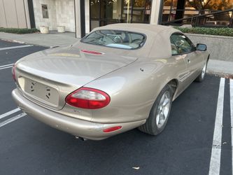 1999 Jaguar XK8