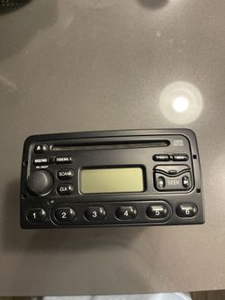 Ford Model 4600 CD Radio