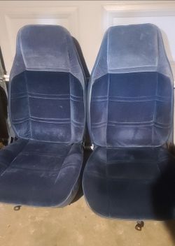 OBS CHEVY S10 BUCKET SEATS