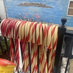 Candy Canes 