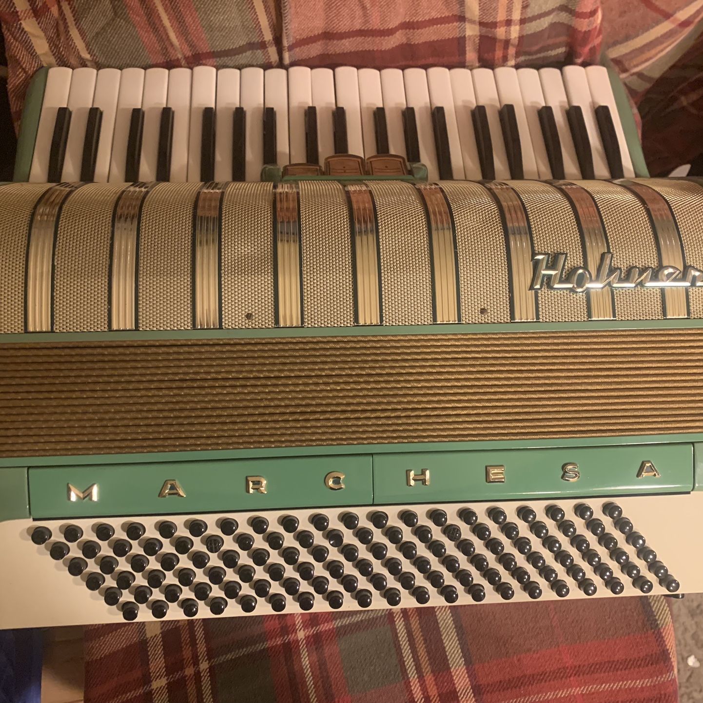 Hohner Marchesa Accordion Excellent Condition for Sale in Las Vegas NV OfferUp