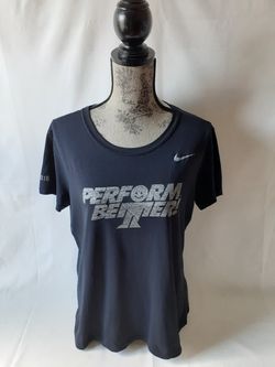 Nike Dri-Fit women's black short sleeve top size XL