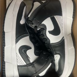 Nike Dunk High GS “Panda”