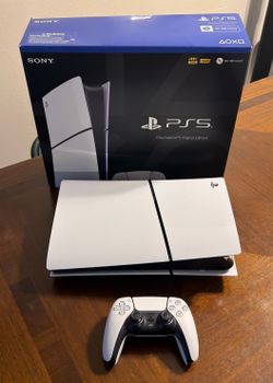 PS5 slim ( price is firm)
