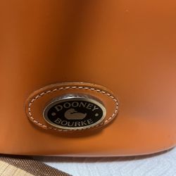 Dooney Bourke 