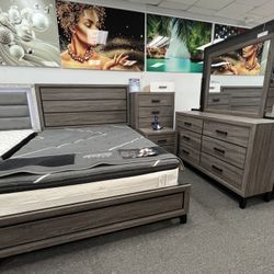 Offer up queen bedroom set outlet