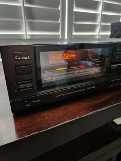 Sansui S-X700 Quartz Synthesizer Stereo Receiver