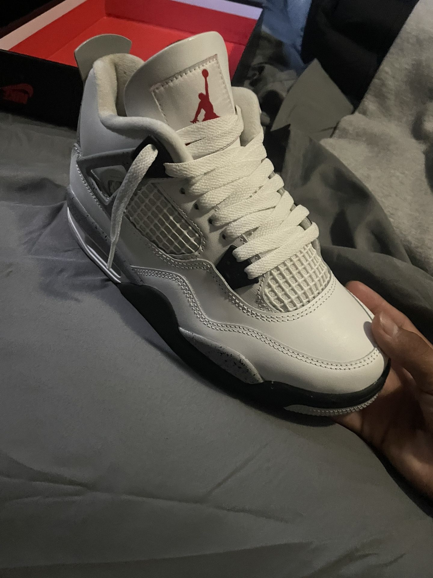 Jordan 4 Retro 