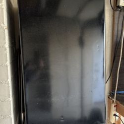Magic Chef mini fridge