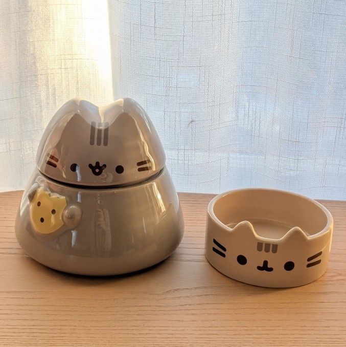 Super cute and brand new Pusheen pet bowl and treat jar | Pet Supplies | Cat Bowl