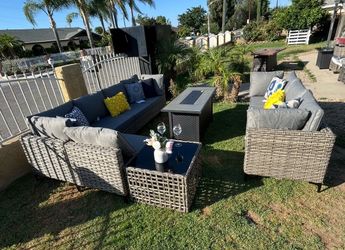 Patio furniture set outdoor new in the box