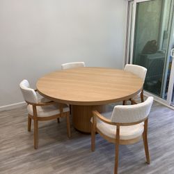 Round Oak Dining Table Set With Boucle Dining Chairs - Free Delivery ✅ Modern Oak Dining Table Set