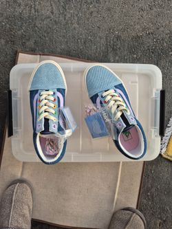 Vans size 5 1/2 & size 7