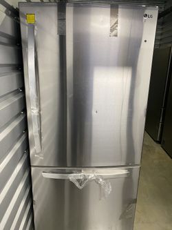 LG Refrigerator 36 Inc
