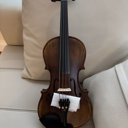 Size 4/4 Violin 