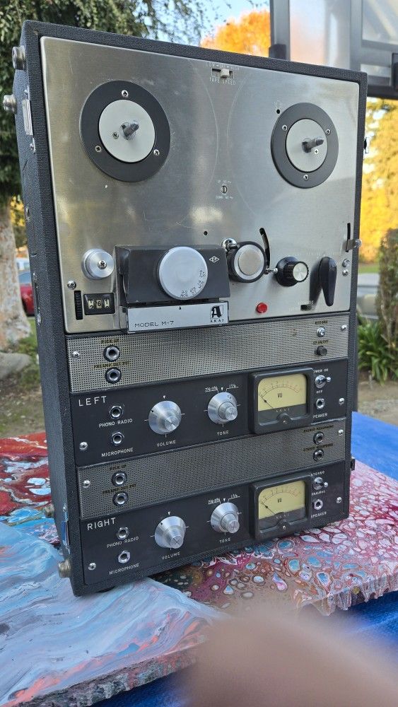 MODEL M-7 AKAI REEL TO REEL STUDIO QUALITY RECORDER
