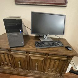 Dell Desktop Potholes 3010 Intel I5 Processor 24 In Dell Monitor Keyboard And Mouse