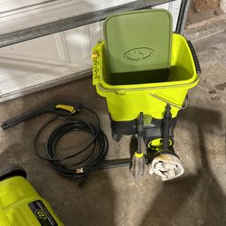 Cordless Pressure Washer