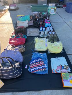 Purses & Wallets