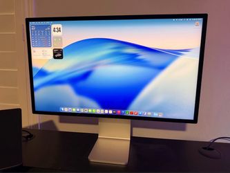 Apple Studio Display XDR (27-inch)