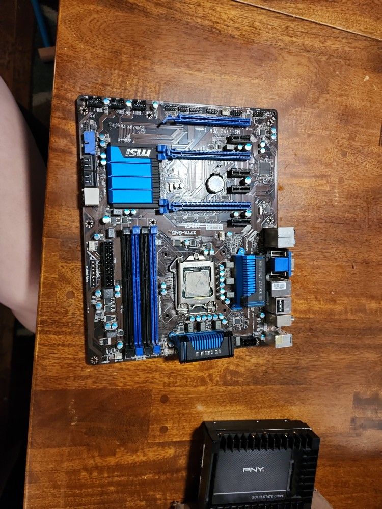 Z77A-G45 msi Mother Board