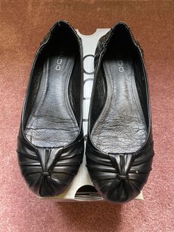 shoes women's flats Manteca size 38 Sale in Morton Grove, IL -