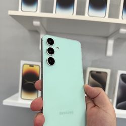 Samsung Galaxy S24 FE unlocked 256gb 