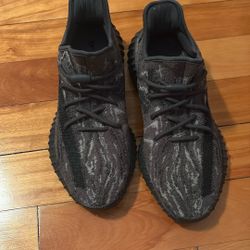 adidas Yeezy Boost 350 V2 Low MX Dark Salt