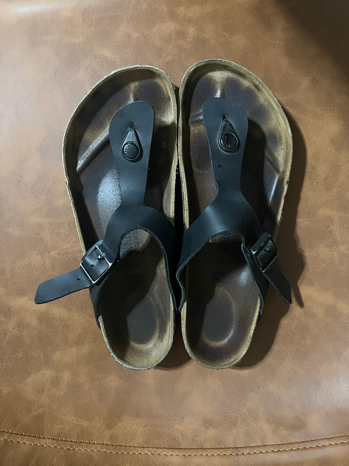 Women’s Birkenstock- Gizeh Sandal, Size 39