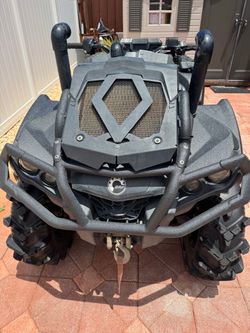 Can-Am outlet XMR