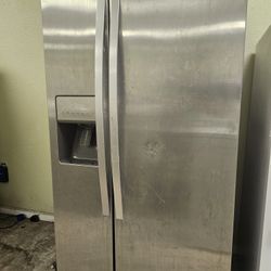 Kenmore Refrigerator Working Perfectly Fine Very Clean I Can Deliver To You 90 Days Warranty 