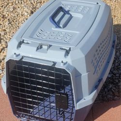 Like New Double Door Dog or Cat Carrier Top Loading Crate