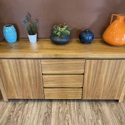Credenza